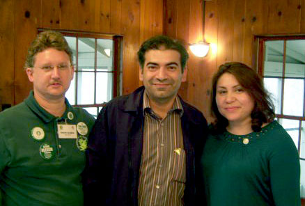 Pakistani Green co-spokesperson Liaquat Ali (center) meets with Steve Alesch, 2010 Green Congressional candidate (left) and Paloma Andrade 2008 Cook County Circuit Court Clerk candidate (right), at the Illinois Green Party state meeting.